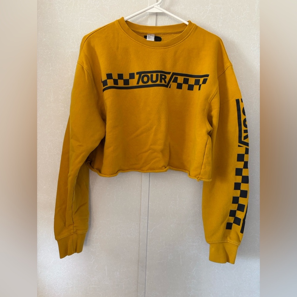 Team Bieber World tour cropped sweatshirt | Size Medium